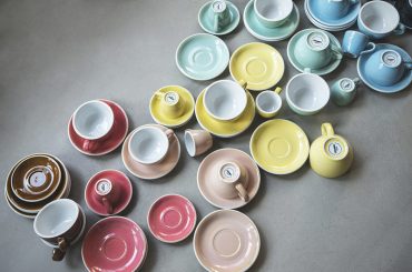 How to choose the right ceramics for coffee and cafes?